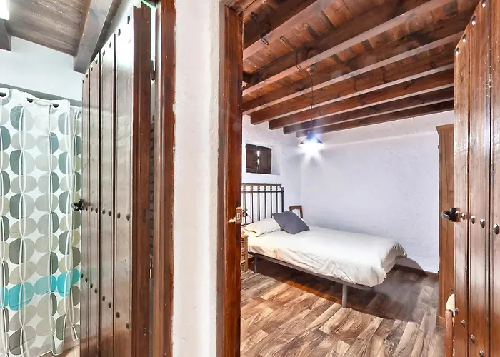 Villa Elegant In With Pool And Garden Granada